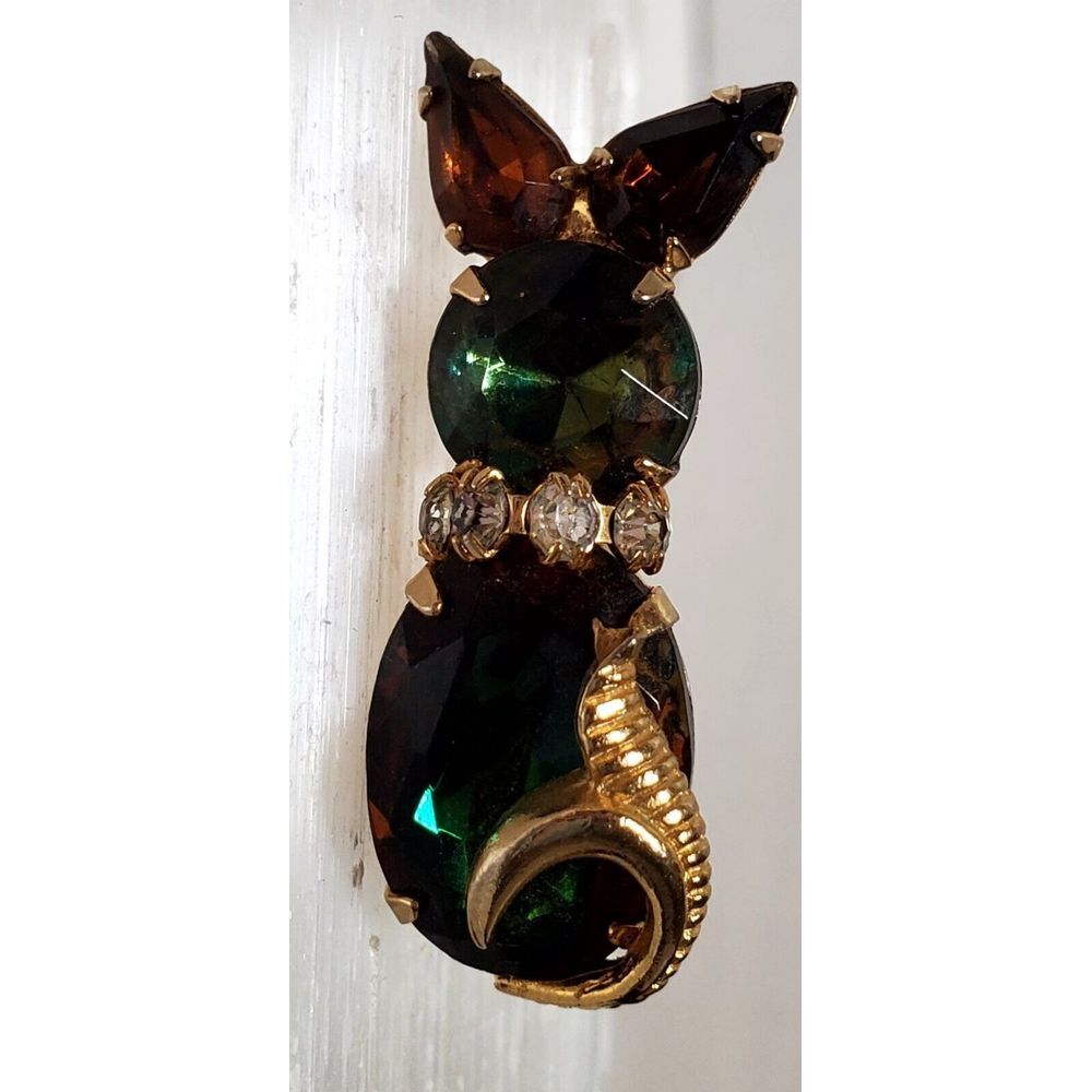 VTG Cat Brooch Jelly Belly Brown & Green Stones Prong Set Rhinestone Collar Pin